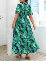 Rochie Lunga Merja Albastra Cu Model Cu Frunze Tropicale - Marimi Mari - imagine 2