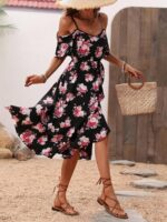 Rochie Midi Perlina Neagra Cu Model Floral Roz - imagine 3