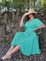 Rochie Midi Adelinda Bleu Cu Model Floral Alb - Marimi Mari - imagine 4