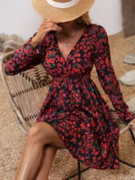 Rochie Scurta Naraja Neagra Cu Model Floral Rosu