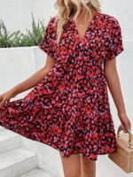 Rochie Scurta Aphaia Neagra Cu Inimioare Multicolore - imagine 4