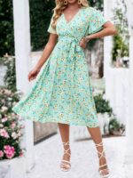 Rochie Midi Klarisa Verde Deschis Cu Model Floral Galben - imagine 3