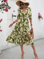 Rochie Midi Gerde Verde Cu Model Floral Crem
