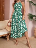Rochie Lunga Karlita Alba Cu Model Floral Verde