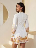Rochie Scurta Jula Alba Cu Model Floral Galben - imagine 2