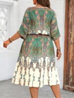 Rochie Midi Verde cu Imprimeu Multicolor - Marimi Mari - imagine 2