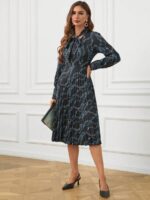 Rochie Midi Maeva Neagra Cu Print Geometric Albastru