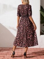 Rochie Midi Talyne Roz Cu Print Leopard Negru - imagine 2