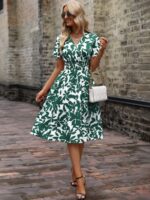 Rochie Midi Ilina Alba Cu Model Cu Frunze Verzi