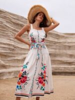 Rochie Lunga Nivedita Alba Cu Model Floral Rosu - imagine 3