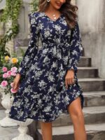 Rochie Scurta Darwina Bleumarin Cu Model Floral Alb