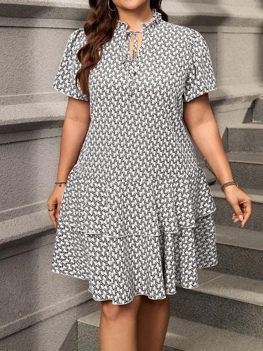 95 Rochie Scurta Ianina Alba Cu Print Geometric Negru - Marimi Mari - imagine 1