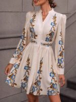 Rochie Scurta Camelya Crem cu Print Floral Albastru - imagine 3