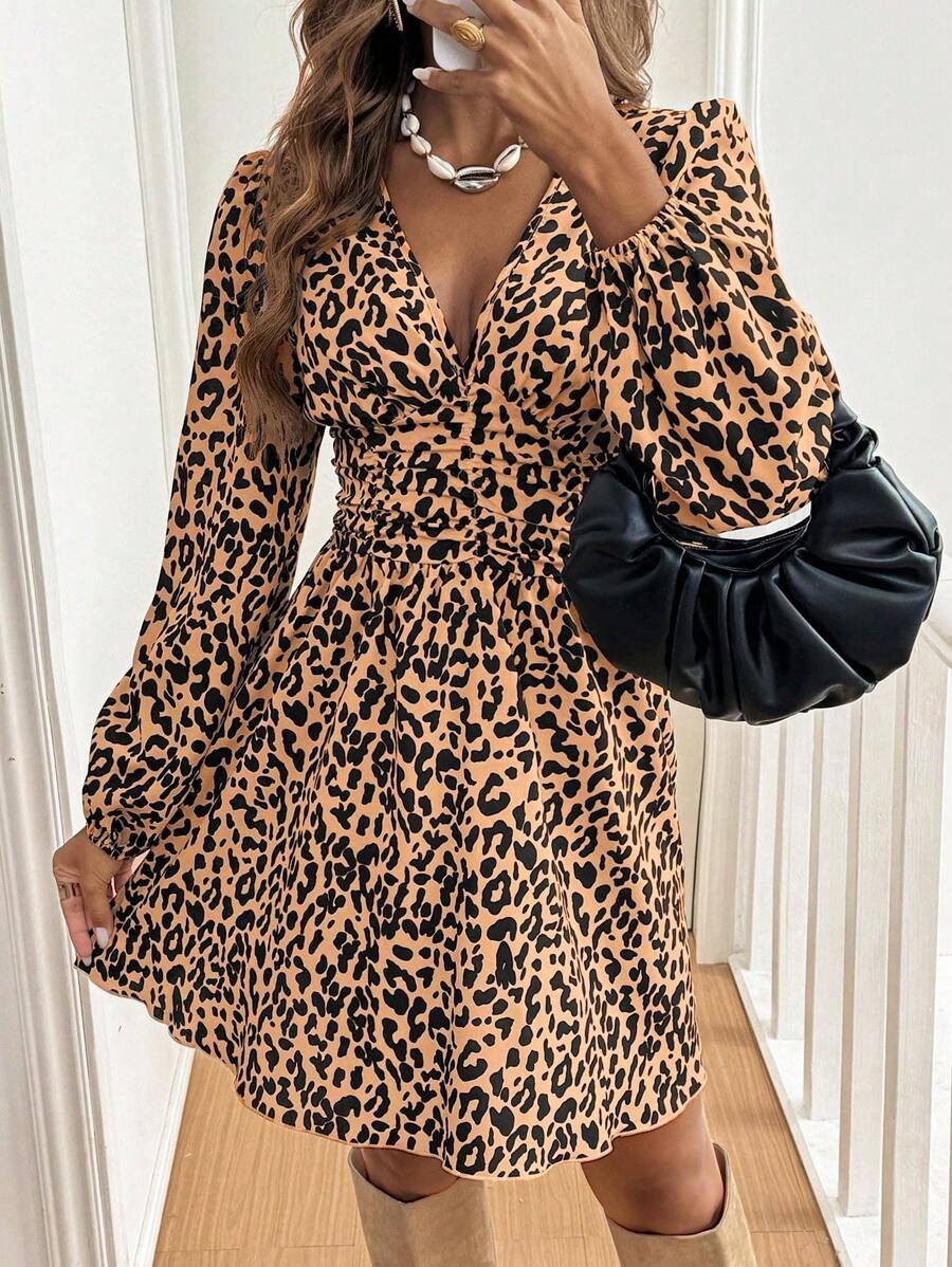 9 Rochie Scurta Liana Crem cu Print Leopard Negru - imagine 1