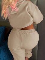 Trening Fergie Bej format din Pantalon si Bluza - imagine 2