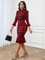 Rochie Midi Brida Rosie cu Patratele Negre - imagine 3
