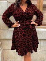 Rochie Scurta Austra cu Print Leopard - Marimi Mari