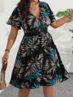 Rochie Scurta Carmelia cu Print Tropical Albastru - Marimi Mari