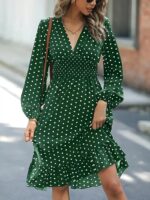 Rochie Scurta Samira Verde cu Buline Albe