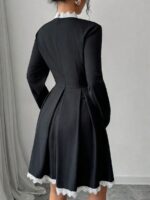 Rochie Scurta Runa Neagra - imagine 2