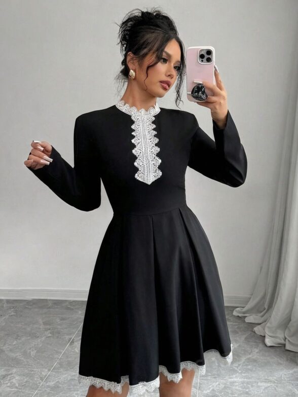 Rochie Scurta Runa Neagra
