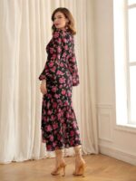 Rochie Midi Talula Neagra cu Trandafiri Rosii - imagine 2