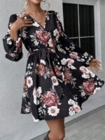 Rochie Scurta Jessy Neagra cu Print Floral Alb