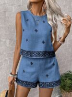 Compleu Veny Albastru cu Print Negru format din Top si Pantalon Scurt
