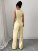 Compleu Alise Crem format din Vesta si Pantalon - imagine 2