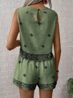 Compleu Furny Vernil format din Top si Pantalon Scurt - imagine 2