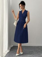 Compleu Suzan Bleumarin format din Fusta Midi si Bluza