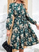 Rochie Scurta Zorra Verde cu Print Floral bej