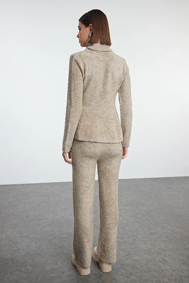 70 Compleu Tricotat cu Pantalon Maren Bej - imagine 2