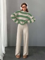 Compleu Tricotat cu Pantalon Madlen Bej cu Dungi Vernil