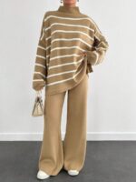 Compleu Tricotat cu Pantalon Iren Bej cu Dungi Albe - imagine 3