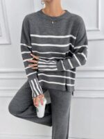 Compleu Tricotat cu Pantalon Lamia Gri cu Dungi Albe - imagine 3