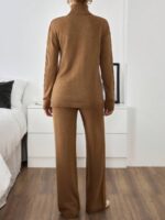 Compleu Tricotat cu Pantalon Segot Maro - imagine 2