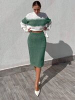 Compleu Tricotat cu Fusta Aethra Vernil cu Alb - imagine 3