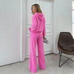 Trening format din bluza cu fermoar si pantalon evazat aspect prespalat Skylar Roz cu Pietre - imagine 2