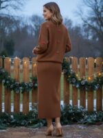 Compleu Tricotat format din Rochie fara Maneci si Bluza Amorina Maro - imagine 2