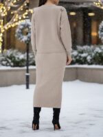 Compleu Tricotat format din Rochie fara Maneci si Bluza Liliana Bej cu Inimi - imagine 3