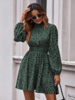 Rochie Scurta Eva Verde cu Print Negru