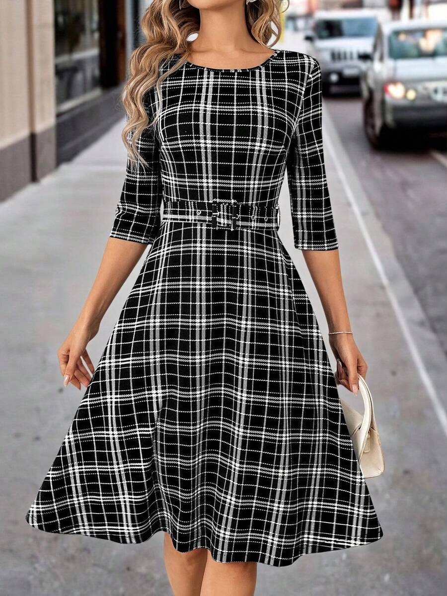 52 Rochie Scurta Jira Neagra cu Print Geometric Alb - imagine 1