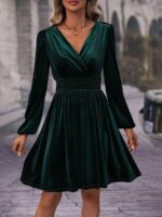 Rochie Scurta Adina Verde din Catifea
