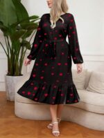 Rochie Midi Almeria Neagra cu Inimi Rosii - Marimi Mari