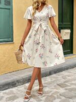 Rochie Scurta Milena Alba cu Print Floral Rosu - imagine 3