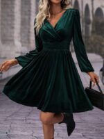 Rochie Scurta Elaisa Verde din Catifea