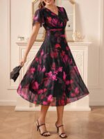 Rochie Midi Aurora Neagra cu Print Floral Rosu si Roz - imagine 3