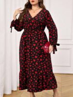 Rochie Midi Maya Neagra cu Inimioare Rosii - Marimi Mari