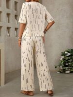 Compleu Pearly Crem cu Print Negru format din Top si Pantalon - imagine 2